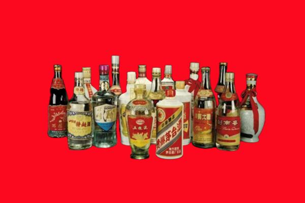 康巴什区回收十八老酒.jpg